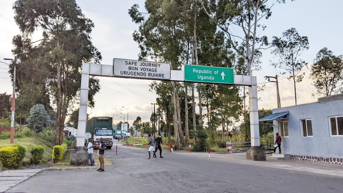 Border crossing routes