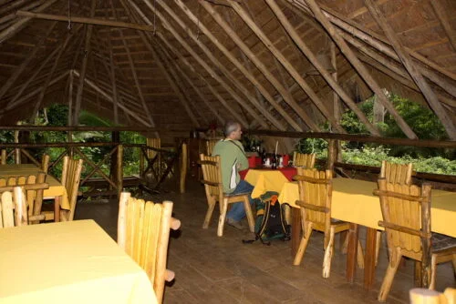 Mid-range lodges Kibale